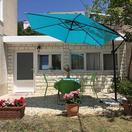 Apartment Culic Подстрана Екстер'єр фото