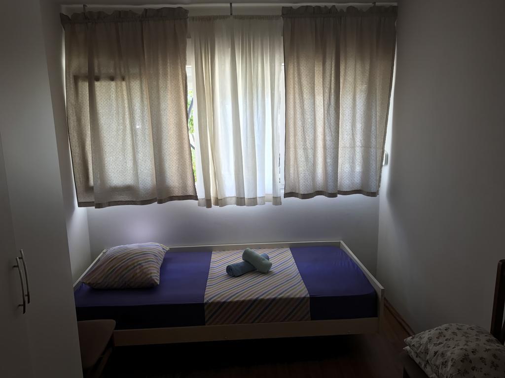 Apartment Culic Подстрана Екстер'єр фото